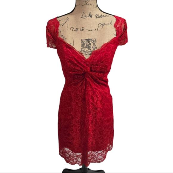 Nicole Miller Elegant Sweetheart Red Lace Party Cocktail Dress Size Medium - Picture 1 of 8